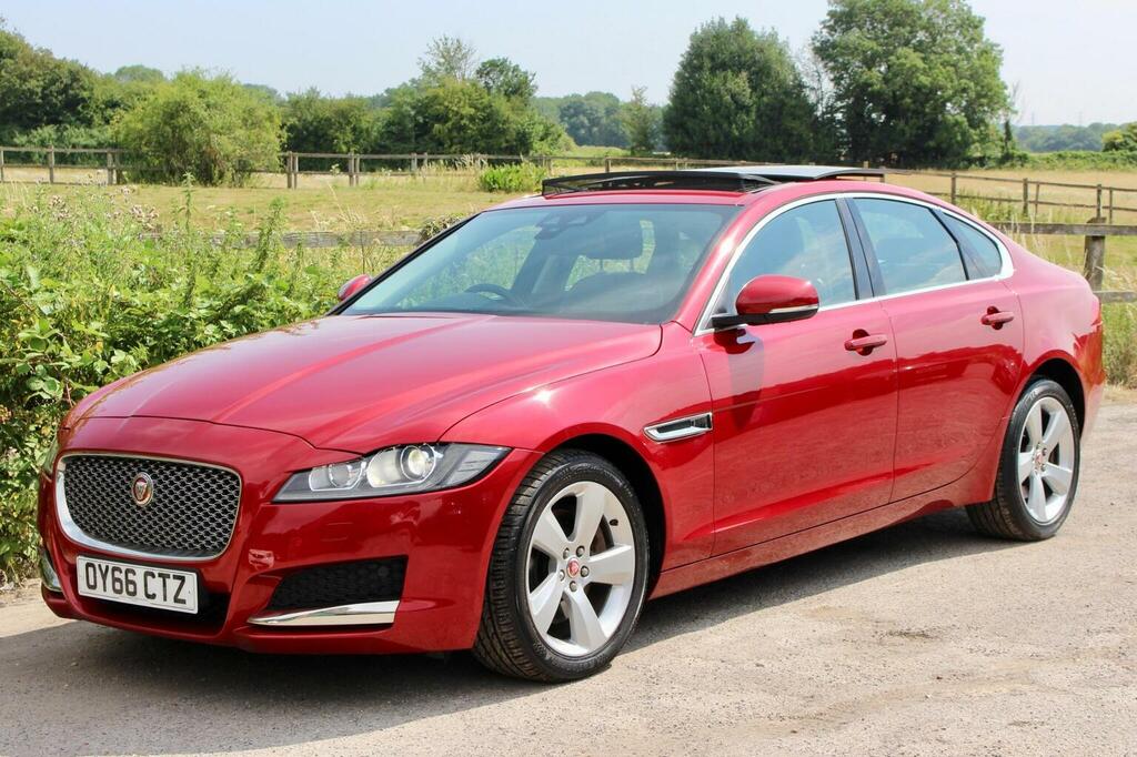 Jaguar XF 2.0D Portfolio Euro 6 Ss Red