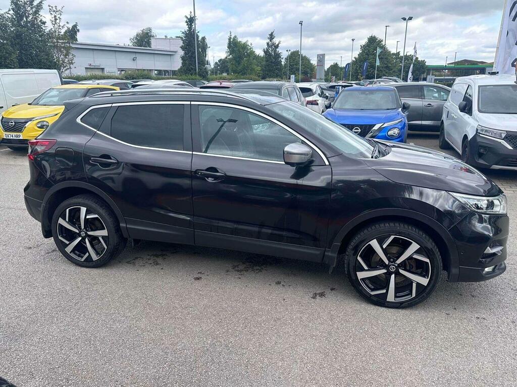 Nissan Qashqai 1.2 Dig-t Tekna Euro 6 Ss PK18HSF Black #2