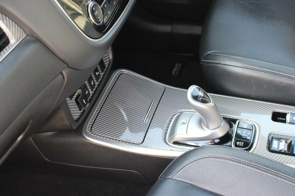 Mitsubishi Outlander Mitsubishi 4Hs Phev Cvt White #23