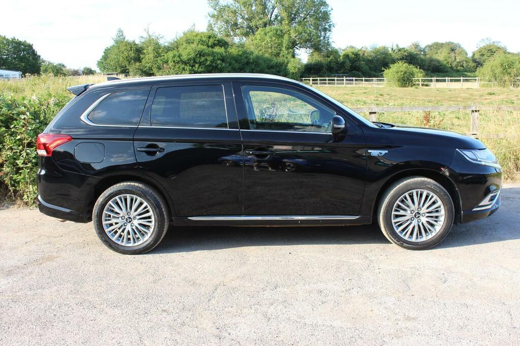 Mitsubishi Outlander Mitsubishi 4Hs Phev Cvt White #48