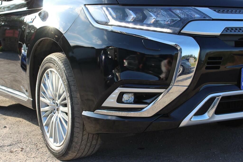 Mitsubishi Outlander Mitsubishi 4Hs Phev Cvt White #50