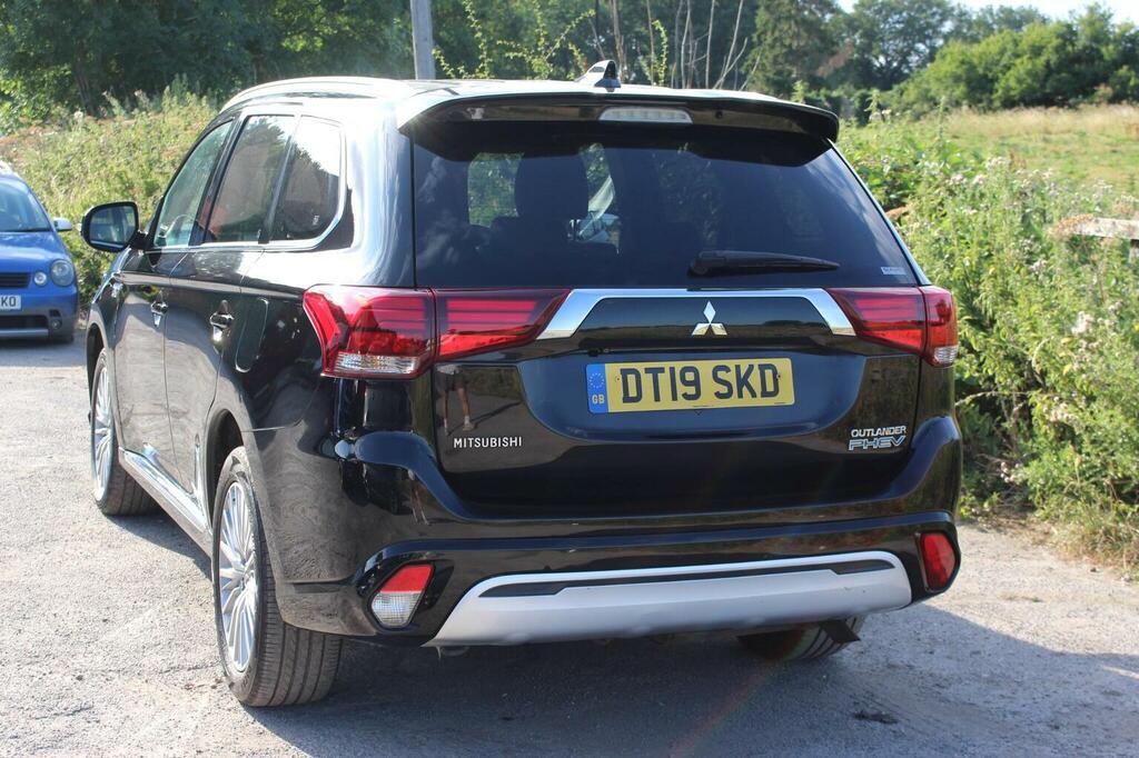Mitsubishi Outlander Mitsubishi 4Hs Phev Cvt White #13