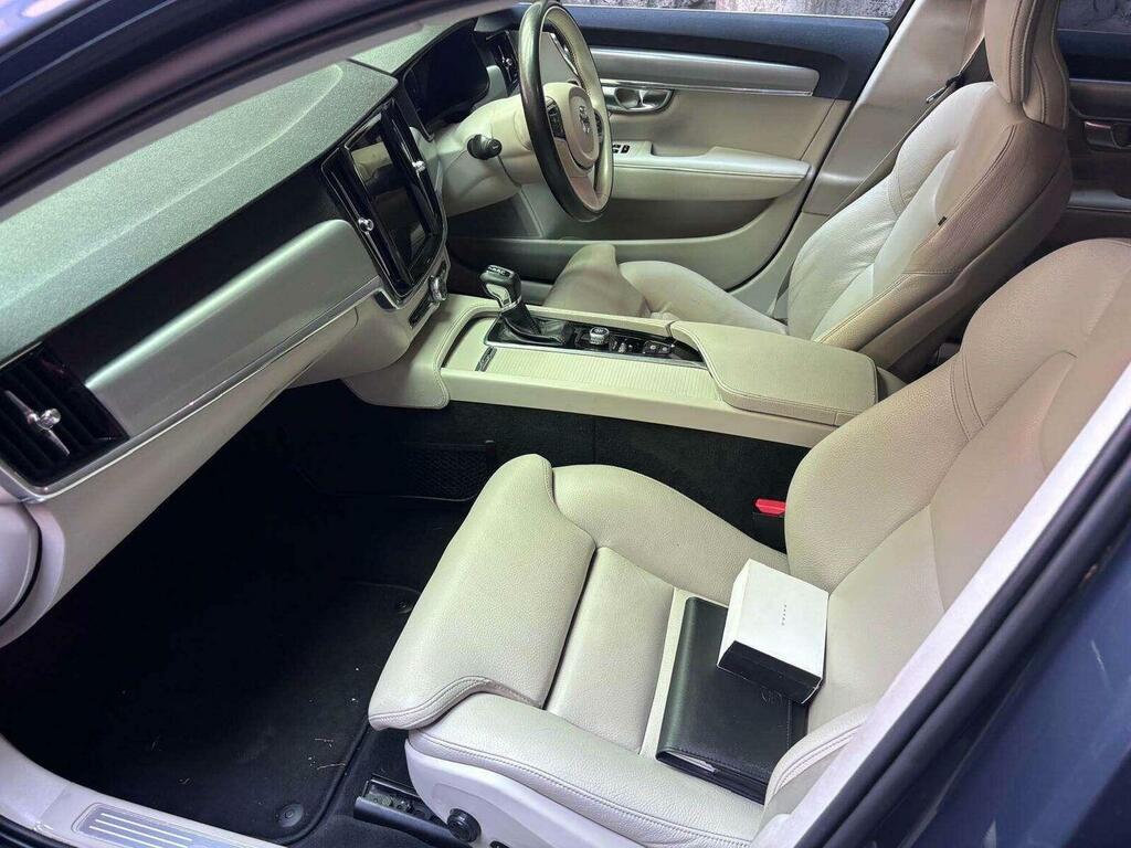 Volvo V90 D4 Momentum Pro Grey #12