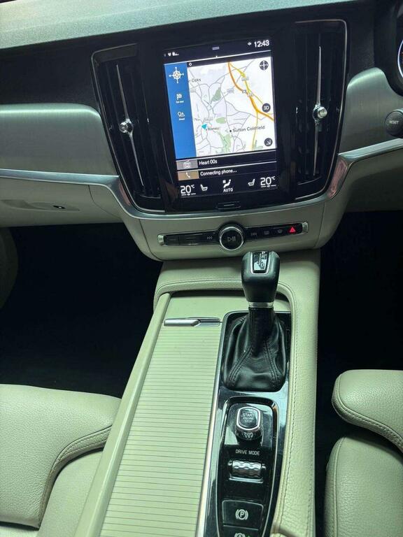 Volvo V90 D4 Momentum Pro Grey #14
