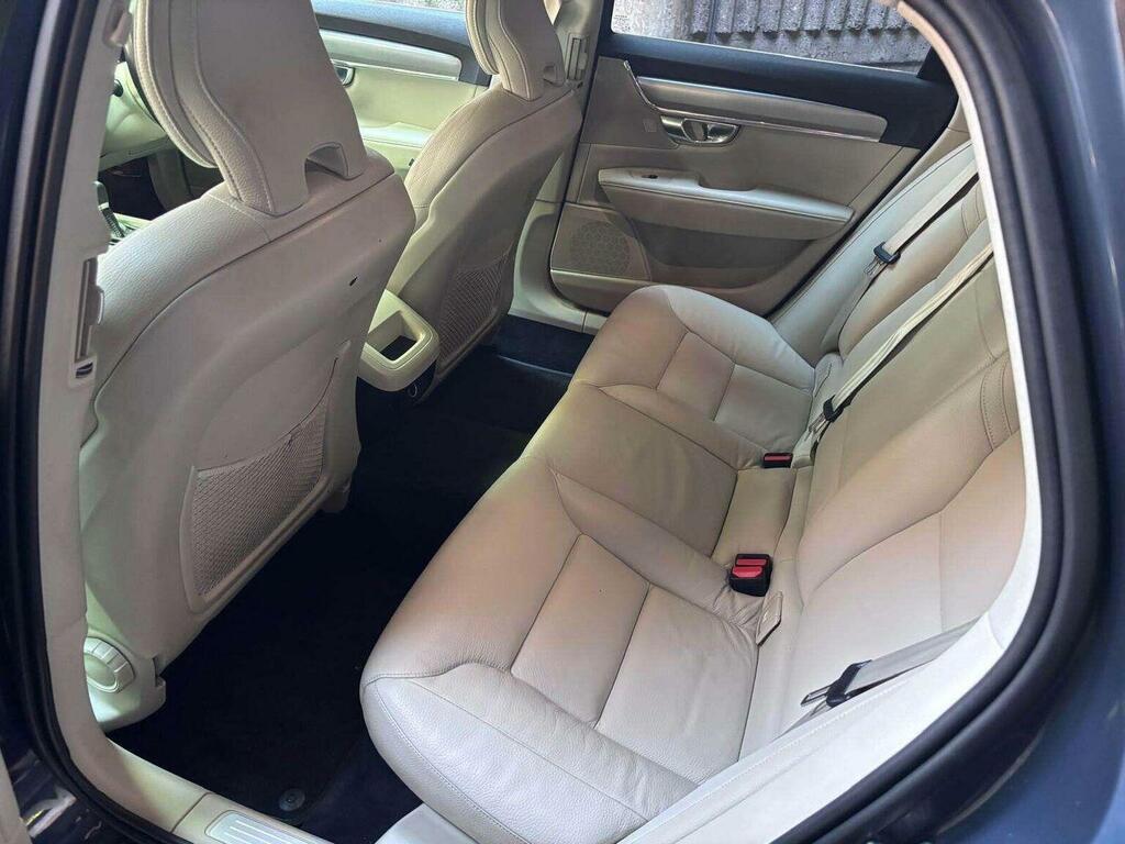 Volvo V90 D4 Momentum Pro Grey #11