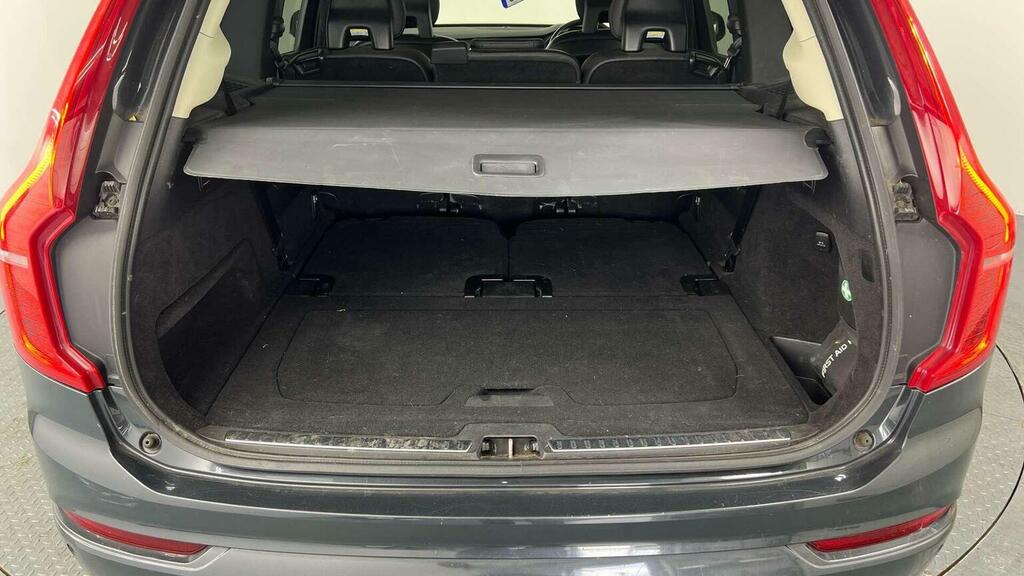 Volvo XC90 2L Momentum Black #11