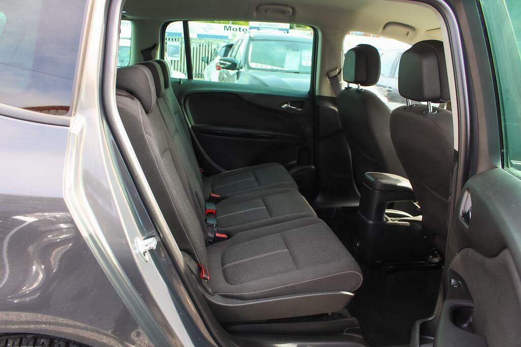 Vauxhall Zafira Tourer Mpv 1.4 Sri  #27