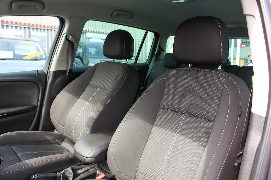 Vauxhall Zafira Tourer Mpv 1.4 Sri  #16