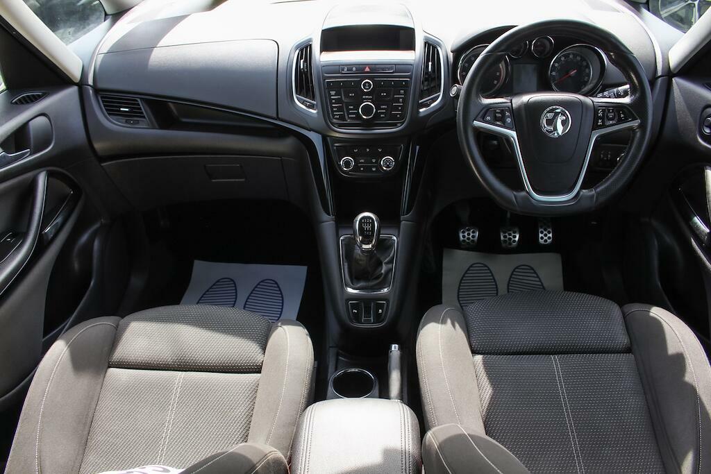 Vauxhall Zafira Tourer Mpv 1.4 Sri  #22