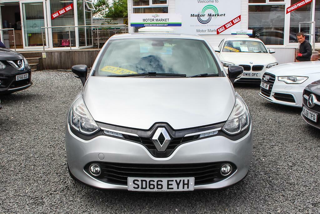 Renault Clio Dynamique Nav Silver #2