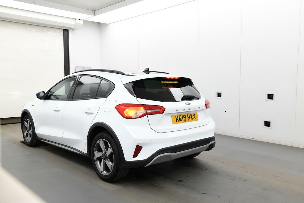 Ford Focus 1.0T Ecoboost Active Euro 6 Ss KE19HXX White #3