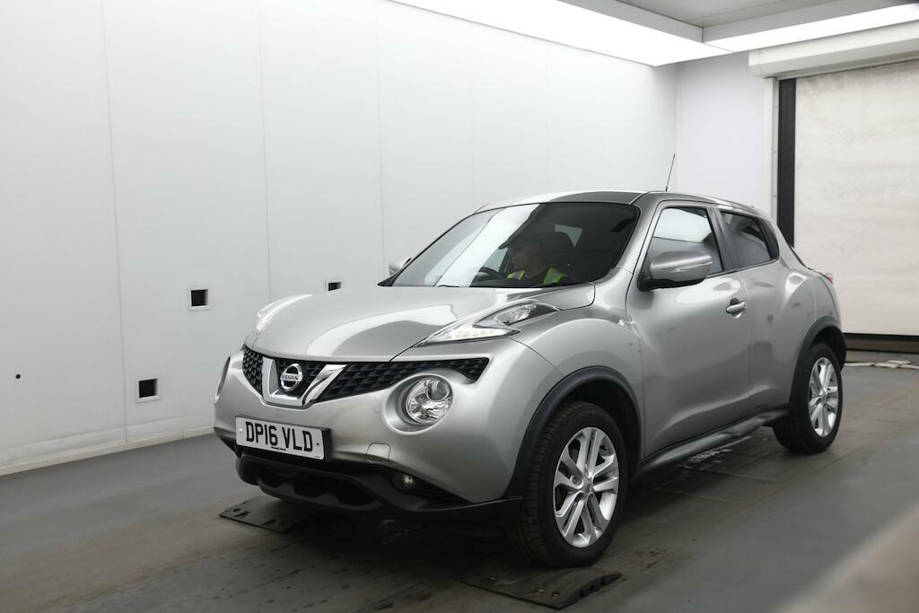 Nissan Juke 1.6 N-connecta Xtron Euro 6 Silver #2