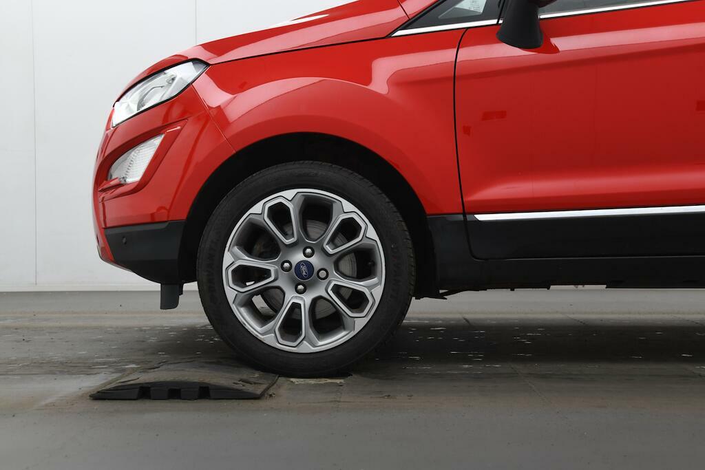 Ford Ecosport Titanium Red #5