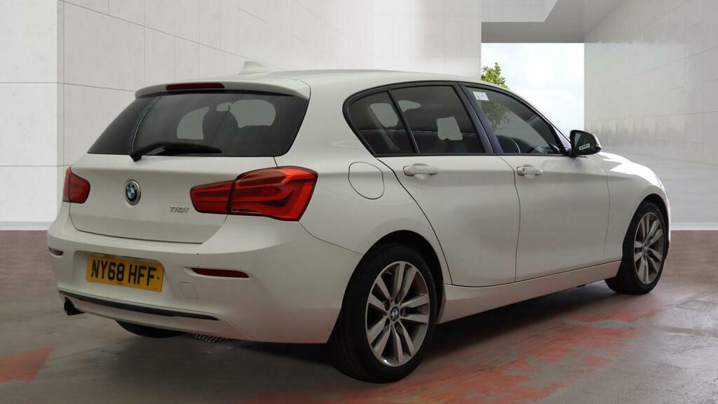 BMW 1 Series 1.5 118I Sport Euro 6 Ss White #4
