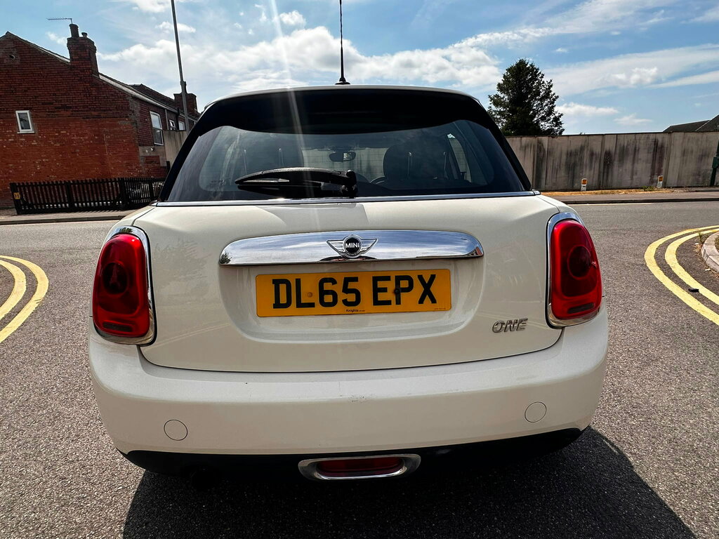 Mini Hatch 1.2 One Hatchback Euro 6 Ss White #6