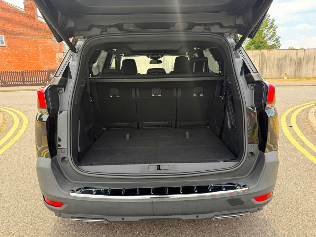 Peugeot 5008 1.5 Bluehdi 130 Allure White #12