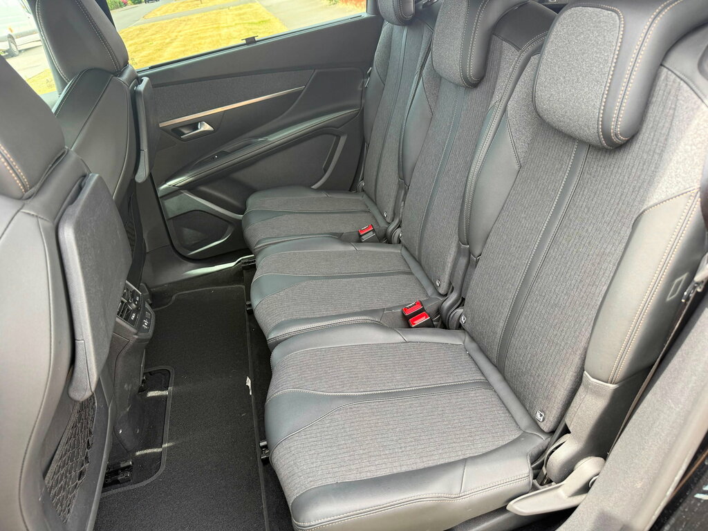 Peugeot 5008 1.5 Bluehdi 130 Allure White #19