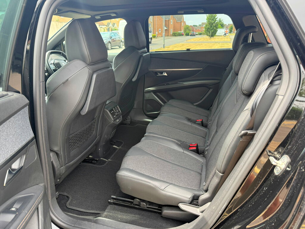 Peugeot 5008 1.5 Bluehdi 130 Allure White #17