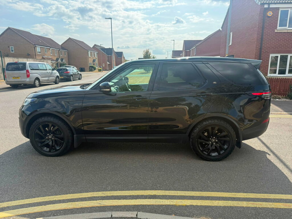 Land Rover Discovery 3.0 Sd V6 Se Suv 4Wd Euro 6 Ss Black #3