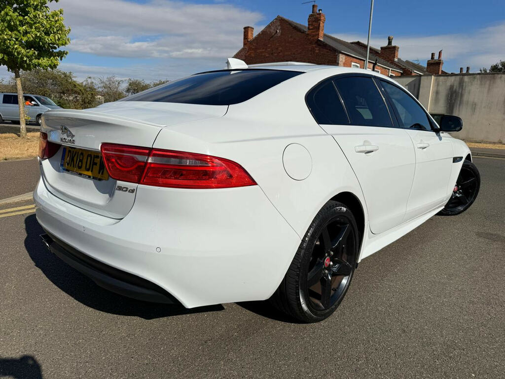 Jaguar XE 2.0D R-sport Saloon Euro 6 Ss White #6