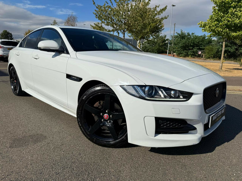 Jaguar XE 2L R-sport Black #9