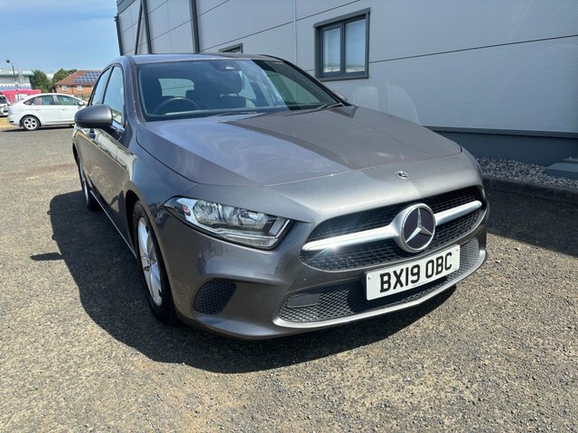 Mercedes-Benz A Class 1.5 A180d Se Hatchback 7G-dct Euro 6 S BX19OBC Grey #3