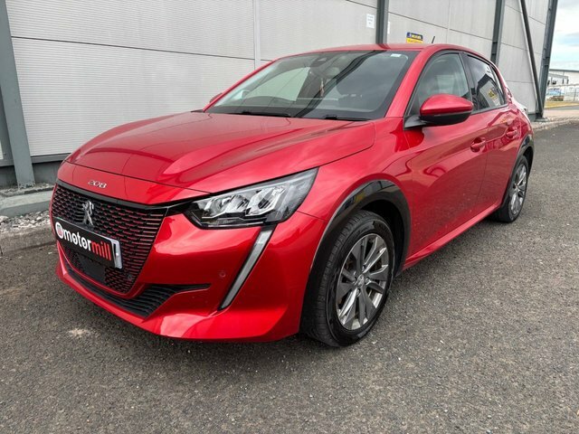Peugeot e-208 50Kwh Allure Hatchback 136 Ps Red #6