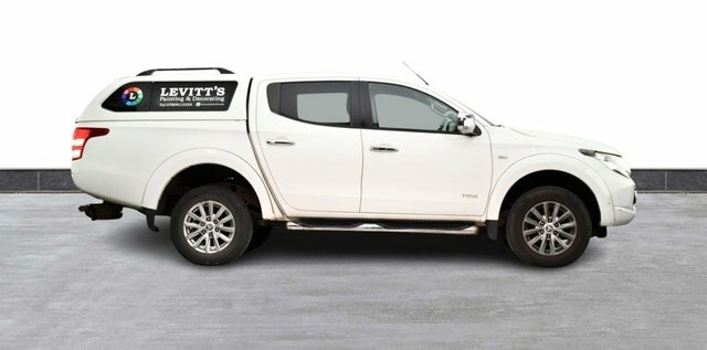 Mitsubishi L200 2.4 Di-d Dc Titan Pickup Double Cab Man White #2