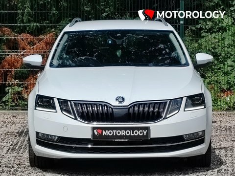 Skoda Octavia 1.6 Tdi Se White #6