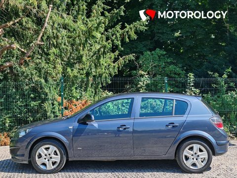 Vauxhall Astra 1.6 16V Se Sports Tourer Euro 5 Black #9