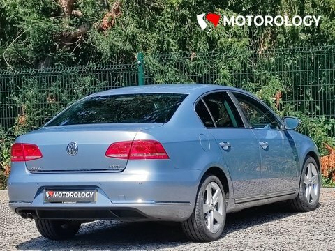 Volkswagen Passat 2.0 Tdi Bluemotion Grey #4