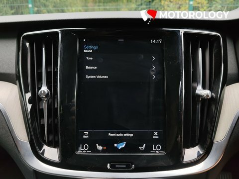 Volvo V60 D4 R-design Pro Grey #32