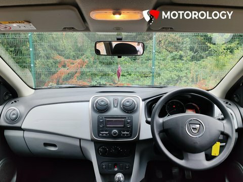 Dacia Logan Ambiance 5-Door White #17