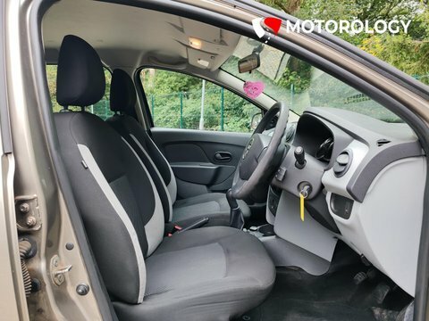 Dacia Logan Ambiance 5-Door White #11