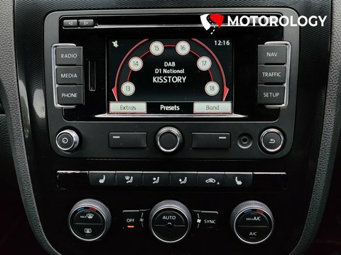 Volkswagen Scirocco 2.0L 2.0 Tdi Bluemotion Tech R-line Euro 5 Ss 3 White #26