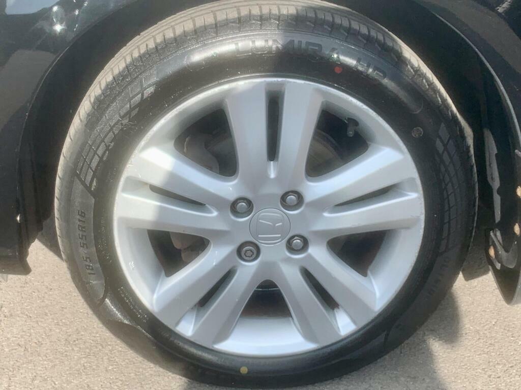 Honda Jazz 1.4 I-vtec Es Plus Cvt  #11