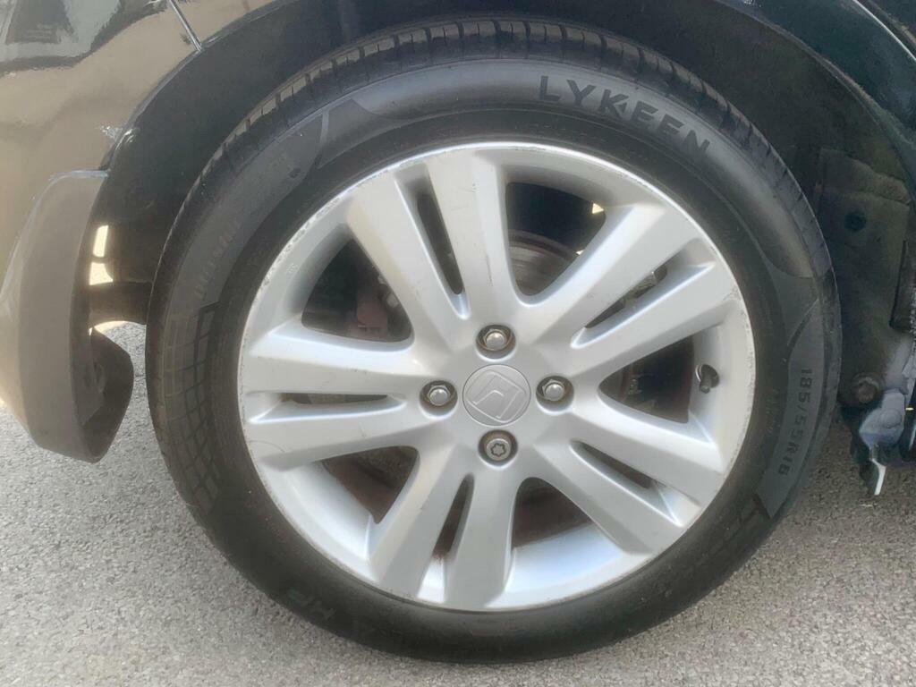 Honda Jazz 1.4 I-vtec Es Plus Cvt  #10