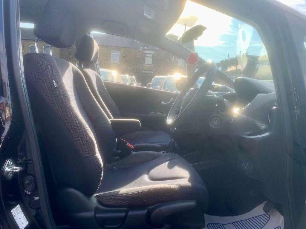 Honda Jazz 1.4 I-vtec Es Plus Cvt  #18