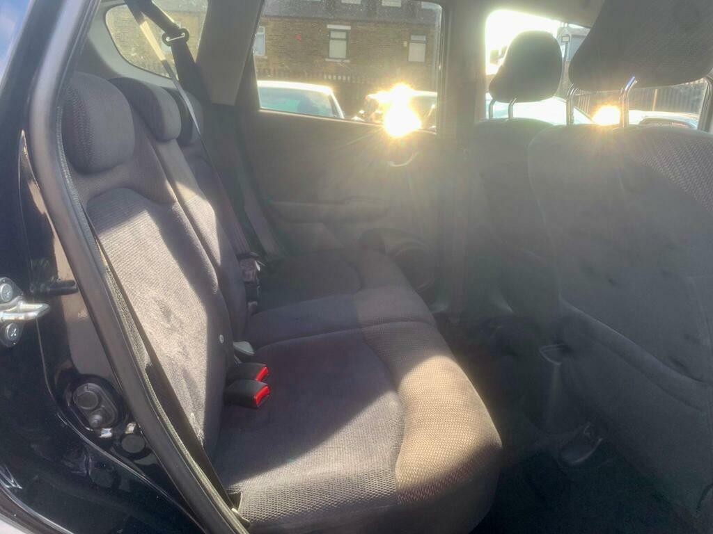 Honda Jazz 1.4 I-vtec Es Plus Cvt  #36