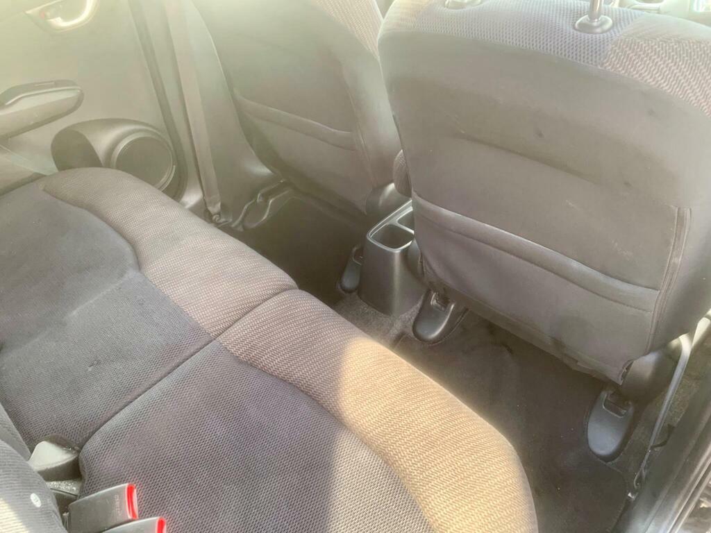 Honda Jazz 1.4 I-vtec Es Plus Cvt  #33