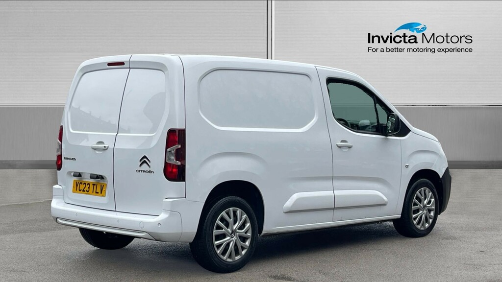 Citroen Berlingo Driver White #3
