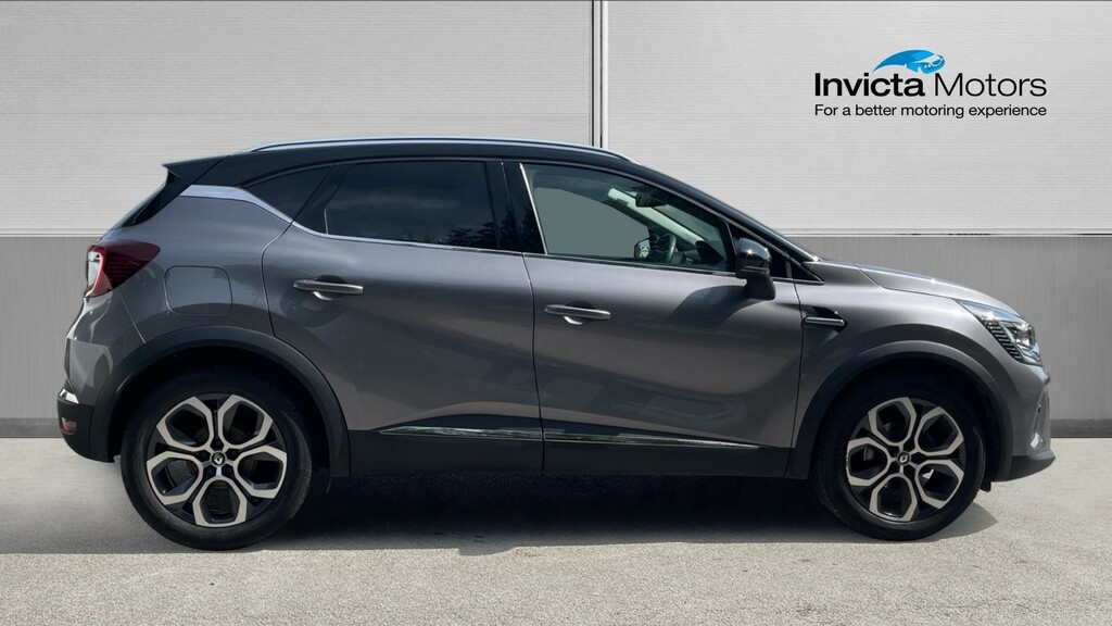Renault Captur Techno Black