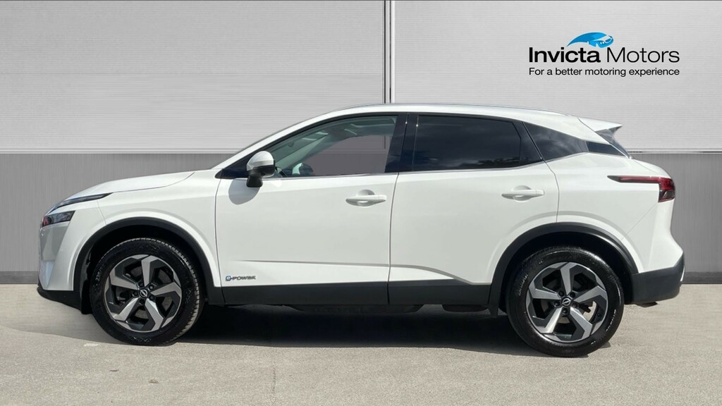 Nissan Qashqai N-connecta DV73FZH White #6
