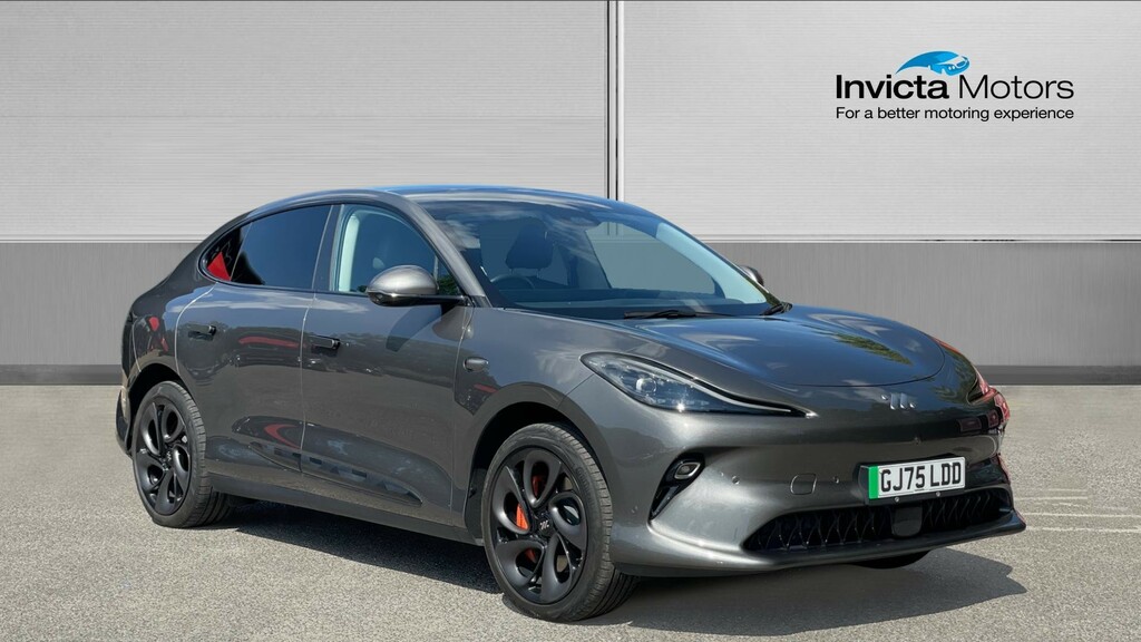 MG IM6 Launch Edition Silver