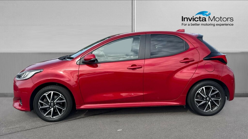 Toyota Yaris Design YD23UCC Red #6