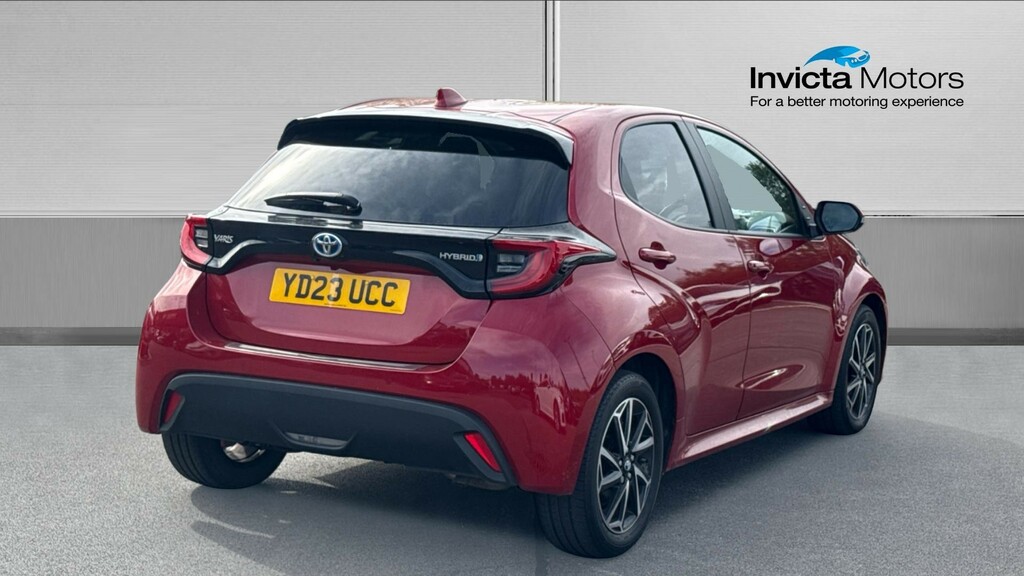 Toyota Yaris Design YD23UCC Red #3