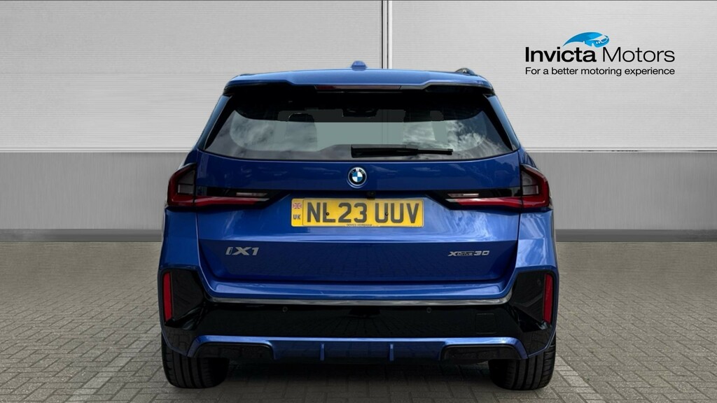 BMW iX1 M Sport Tech NL23UUV Blue #4