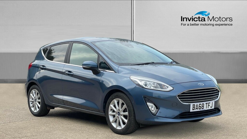 Ford Fiesta Titanium Blue