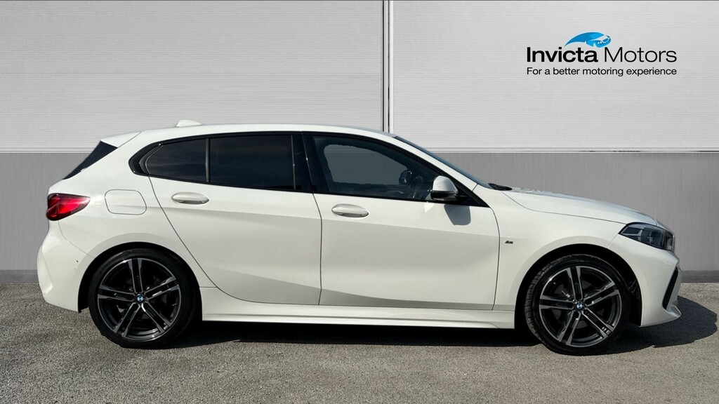 BMW 1 Series M Sport MF70VGX White #2
