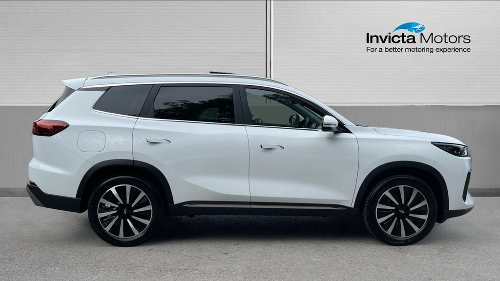 Chery Tiggo 8 Summit White #2